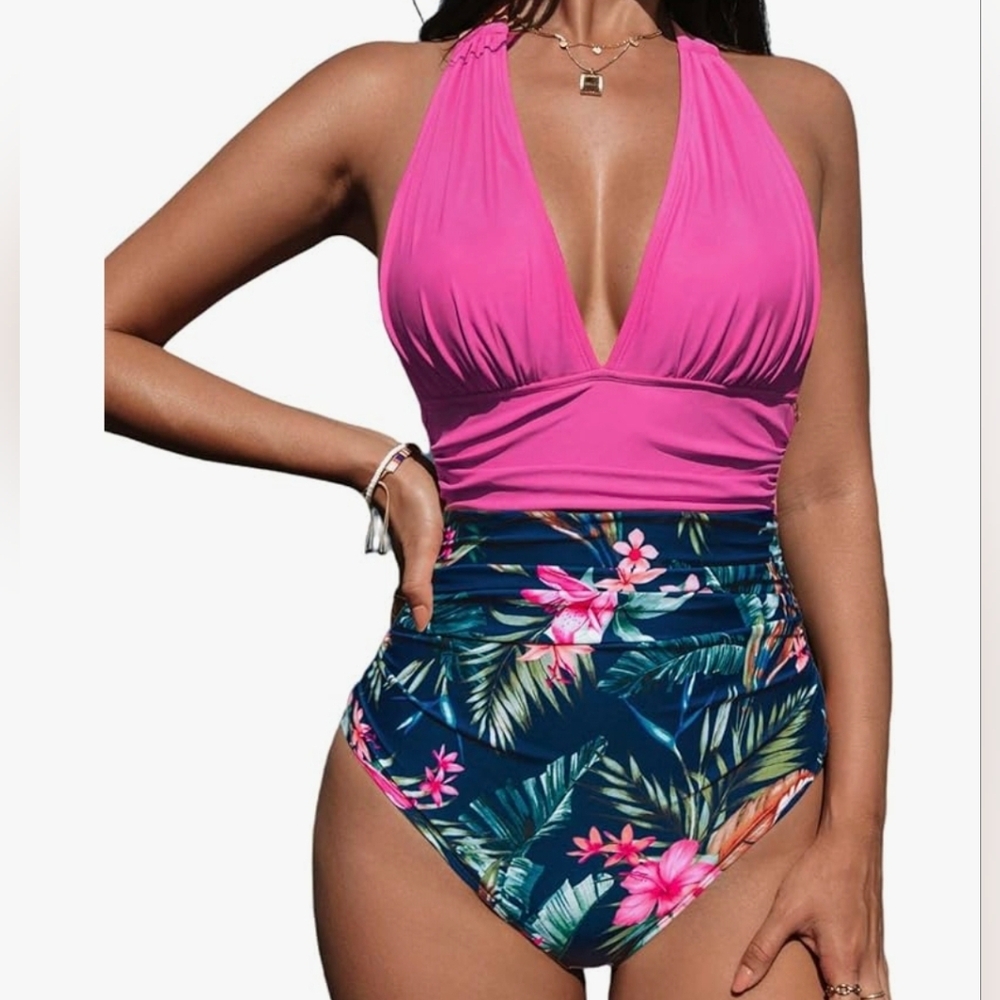 Cupshe Onepiece V neck Halter Backless (M) NWT